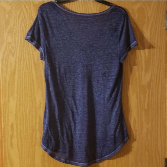 ⭐️⭐️ Mudd Teen/Young Adult Purple Short Sleeve V-Neck Top - Picture 4 of 5